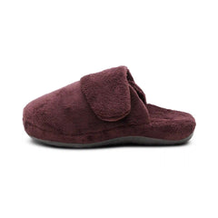 Mandy Closed Toe Slipper - Wine