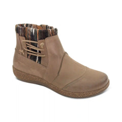 Cammie Arch Support Sweater Boot - Cognac